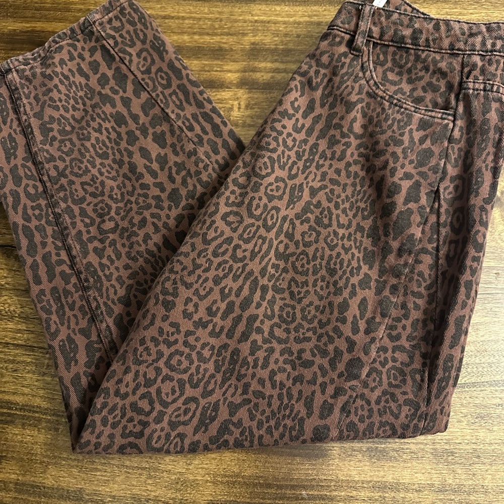 Rylee & Cru Leopard Print Jeans - Picture 3 of 4